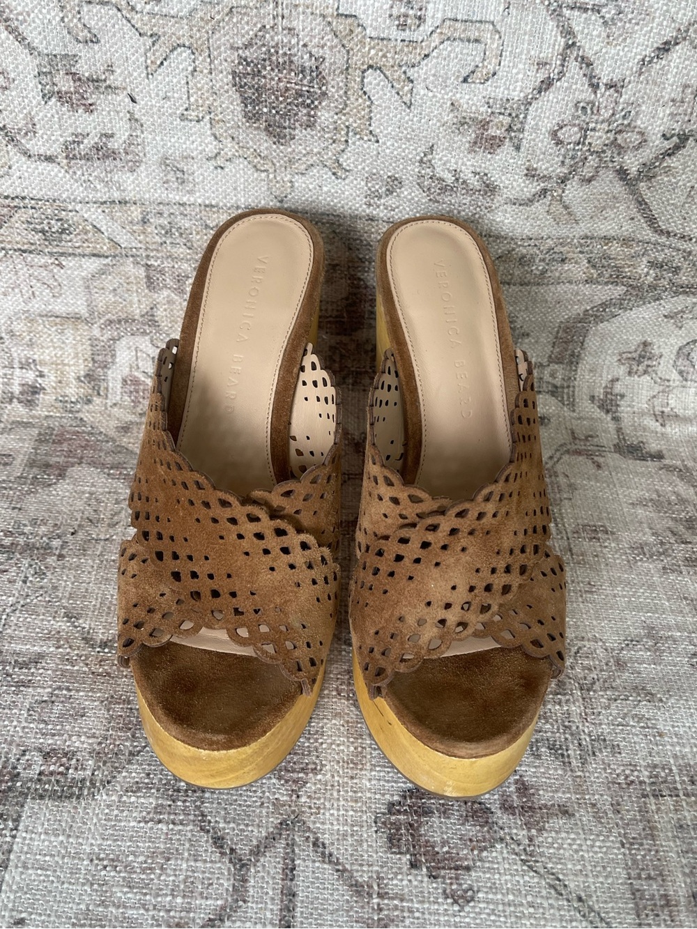 Veronica Beard Brown Scallop Gaynor Platform Sandals - Picture 2 of 8
